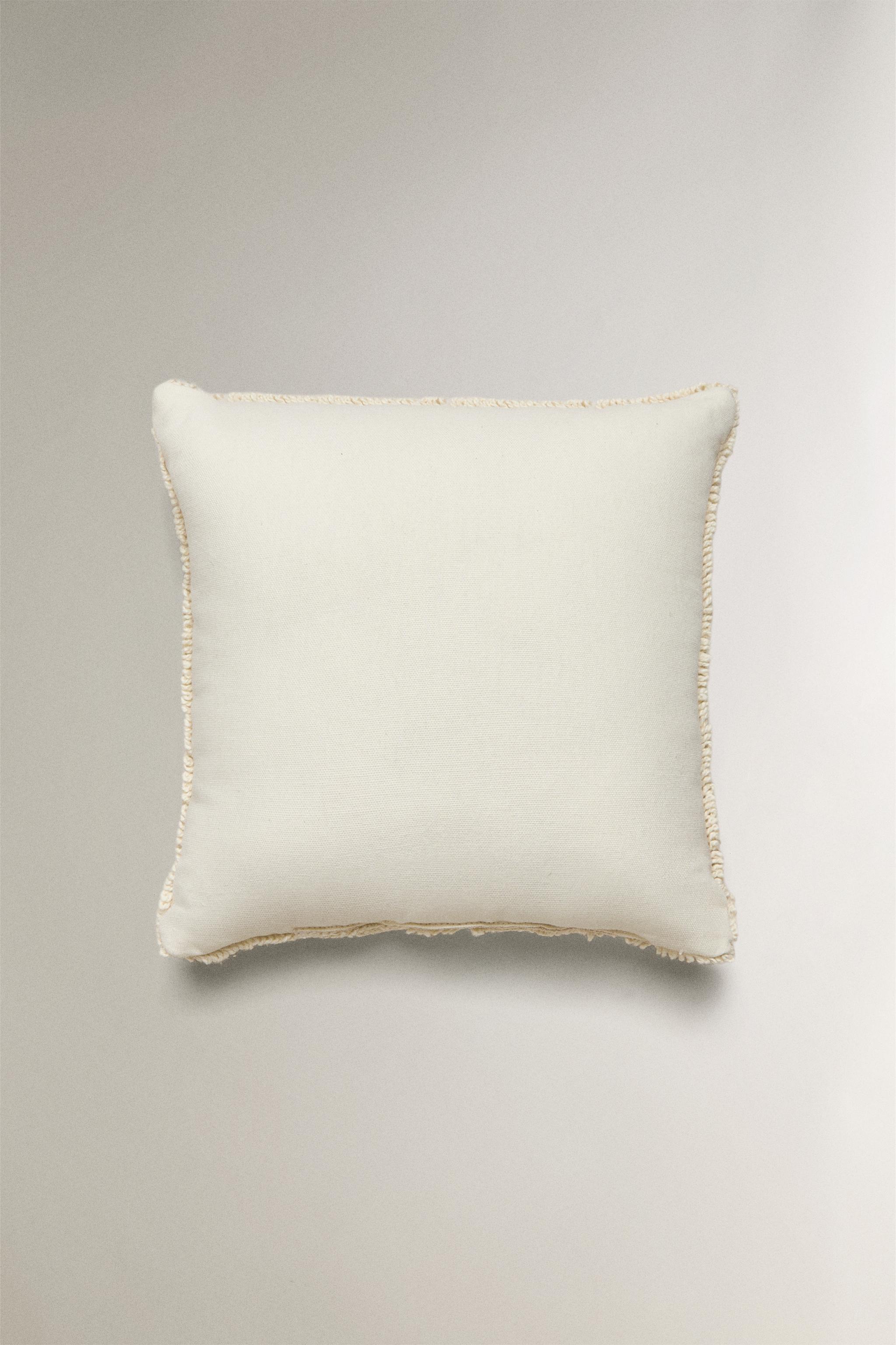 KIDS' STAR THROW PILLOW COVER
